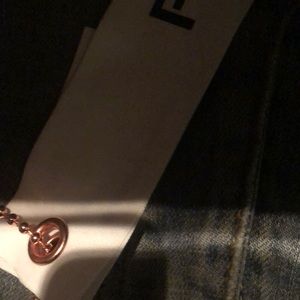 Meet your Posher, Joey